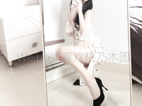 1376 ảnh trong 1 album: Cô gái loli dễ thương 4