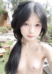 Lột đồ gái xinh bằng AI