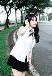 Anh em vô đây định giá mấy con vợ này một đêm bao nhiêu 1