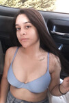 Teen Châu Á chubby tươi cười khoe cặp vú