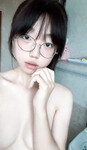 (TUYỆT PHẨM) bé loli, ngậm áo, show ti 😛😛