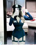 Gái xinh cosplay cảnh sát gây nứng