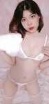 Bé teen xinh đẹp tạp dáng chụp ảnh