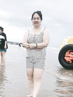 Chị Hồng Tuyến cực dĩ.