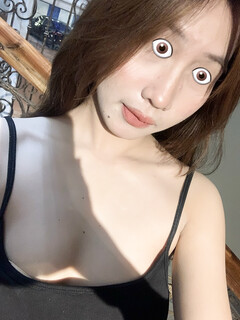 Nửa kín nửa hở