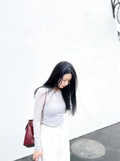 E ghệ xinh lộ rõ bản chất dâm đãng khi lên giường cùng a
