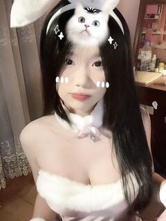 Anh em thích tui lột đồ lelinh kh